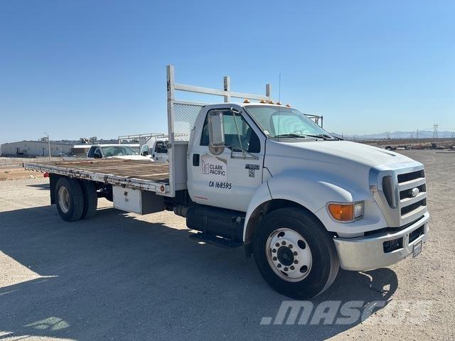 Ford F-650 Pritschenwagen/Pritschenwagen mit Seitenklappe
