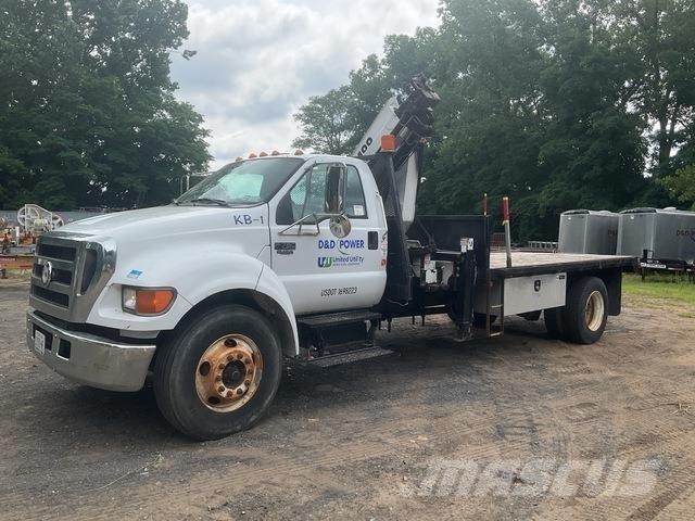 Ford F-750 Kranwagen