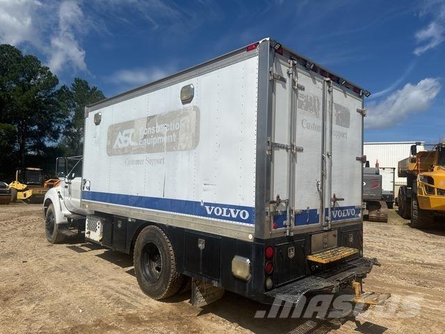 Ford F-750 Tankwagen