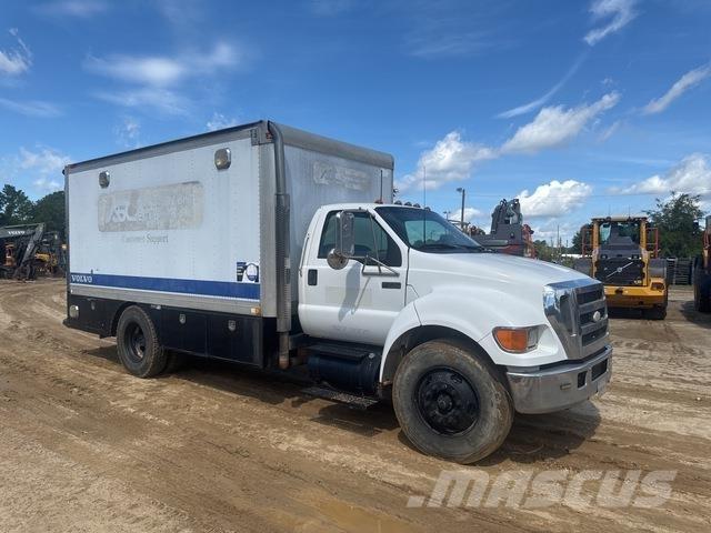 Ford F-750 Tankwagen