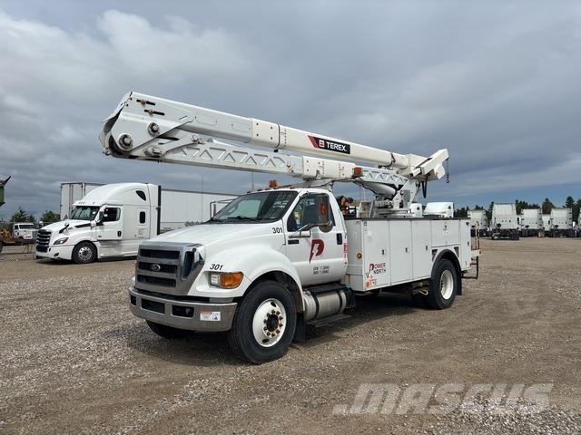 Ford F-750 LKW-Arbeitsbühnen