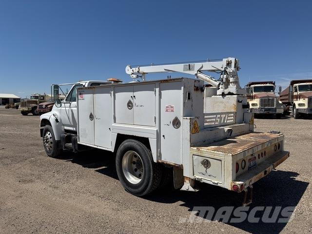 Ford F-800 Kommunal-Sonderfahrzeuge