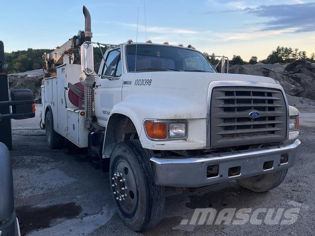 Ford F-800 Kommunal-Sonderfahrzeuge