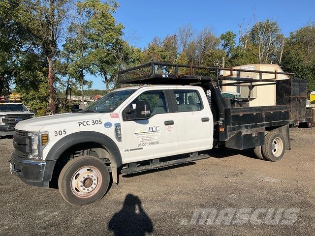 Ford F450 Pritschenwagen/Pritschenwagen mit Seitenklappe