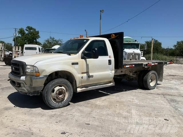 Ford F550 Pritschenwagen/Pritschenwagen mit Seitenklappe