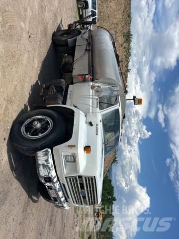 Ford F700 Betonmischer