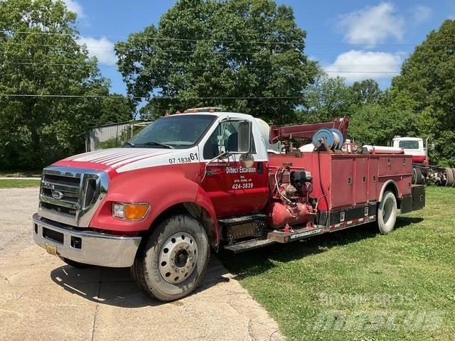 Ford F750 Kommunal-Sonderfahrzeuge