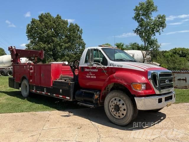 Ford F750 Kommunal-Sonderfahrzeuge