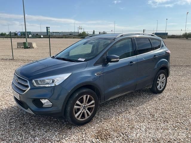 Ford Kuga PKWs
