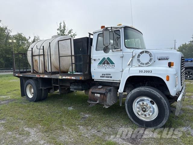 Ford LNT8000 Tankwagen