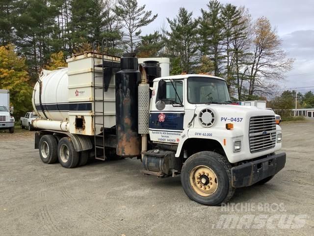 Ford LNT9000 Raupenbagger