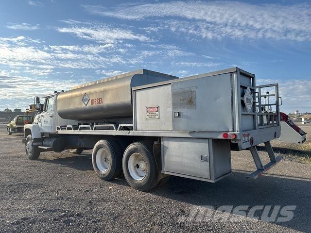 Ford LT8000 Tankwagen