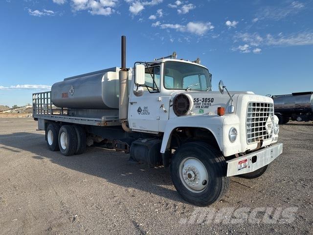 Ford LT8000 Tankwagen