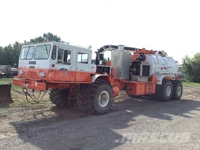  Foremost Delta Saug- und Druckwagen