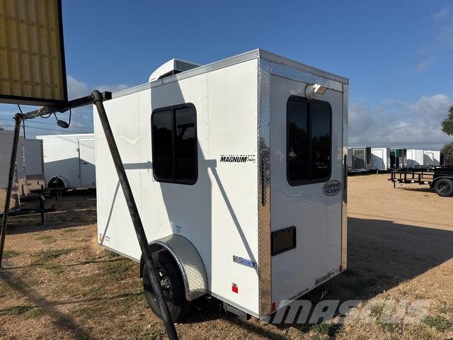 Forest River  Anhänger-Kastenaufbau