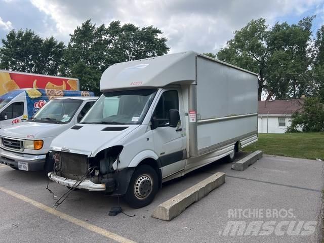 Freightliner  Lieferwagen
