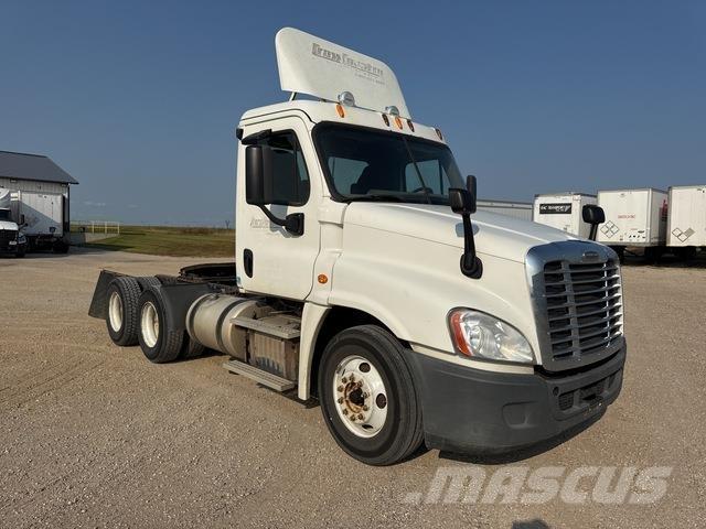 Freightliner  Sattelzugmaschinen