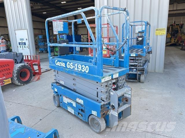 Genie GS-1930 Scheren-Arbeitsbühnen