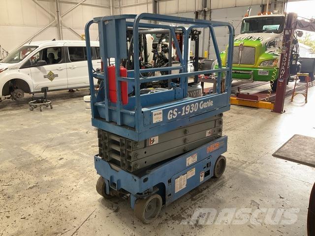 Genie GS-1930 Scheren-Arbeitsbühnen