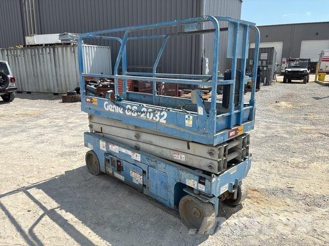 Genie GS-2032 Scheren-Arbeitsbühnen