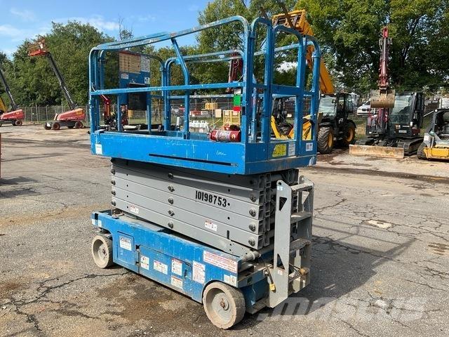 Genie GS-4047 Scheren-Arbeitsbühnen