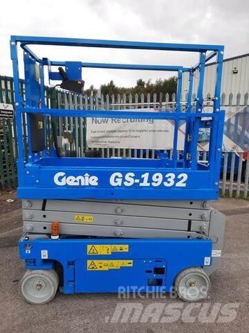 Genie GS1932 Scheren-Arbeitsbühnen