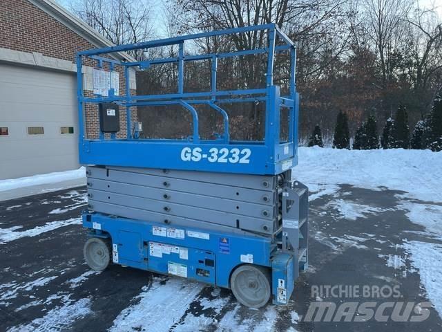 Genie GS3232 Scheren-Arbeitsbühnen
