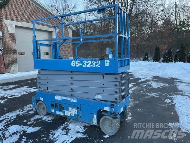 Genie GS3232 Scheren-Arbeitsbühnen