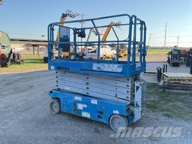 Genie GS3246 Scheren-Arbeitsbühnen