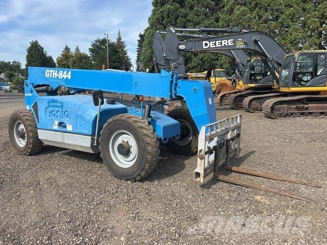 Genie GTH-844 Teleskoplader