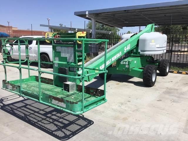 Genie S-40 Teleskopbühnen