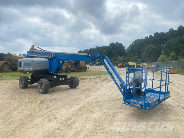 Genie S-60J Gelenkteleskoparbeitsbühnen