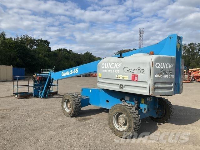 Genie S45 Teleskopbühnen