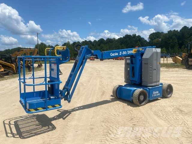 Genie Z-30/20N Gelenkteleskoparbeitsbühnen