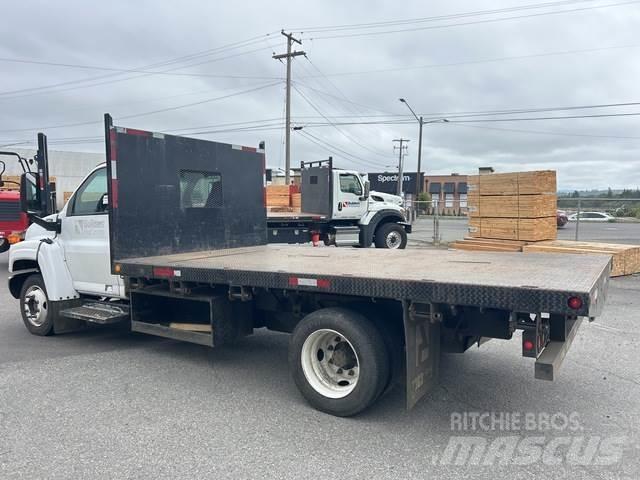 GMC C4500 Pritschenwagen/Pritschenwagen mit Seitenklappe