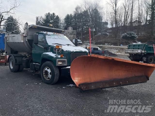 GMC C8500 Schneeschilde und -pflüge
