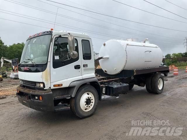 GMC T7500 Wassertanker