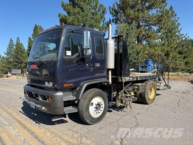 GMC T7500 Kommunal-Sonderfahrzeuge