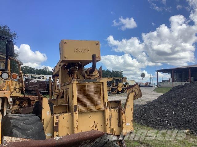 Grove  Ruwterrein kranen