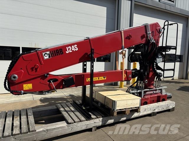 Hiab J24S 85 Ruwterrein kranen