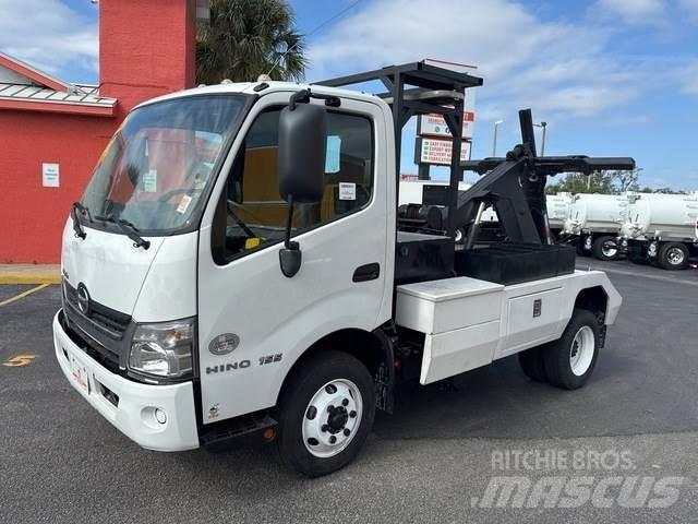 Hino 155 Bergungsfahrzeuge