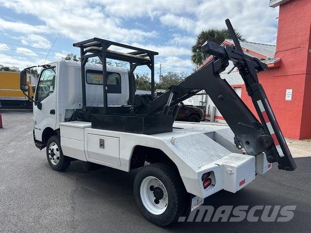 Hino 155 Bergungsfahrzeuge