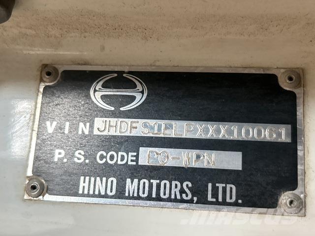 Hino 1ELPG-WPN Sattelzugmaschinen