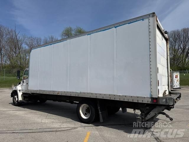 Hino 238 Kofferaufbau