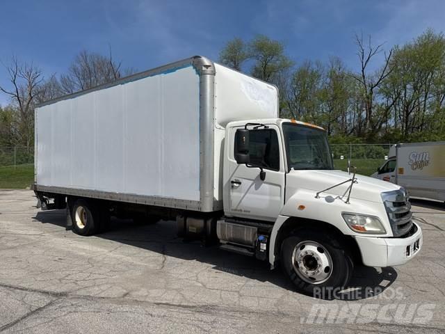 Hino 238 Kofferaufbau