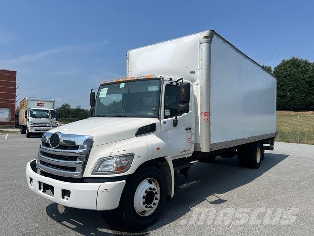 Hino 268 Kofferaufbau