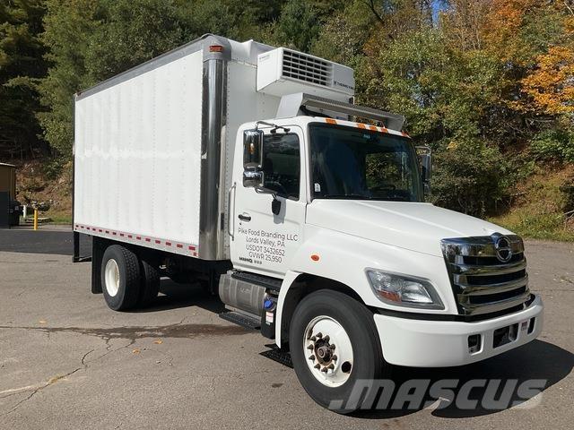 Hino 268 Kühlkoffer