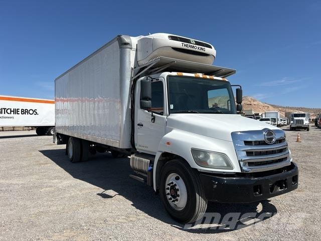 Hino 268 Kühlkoffer