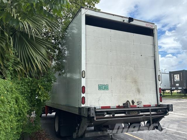 Hino 268 Kofferaufbau