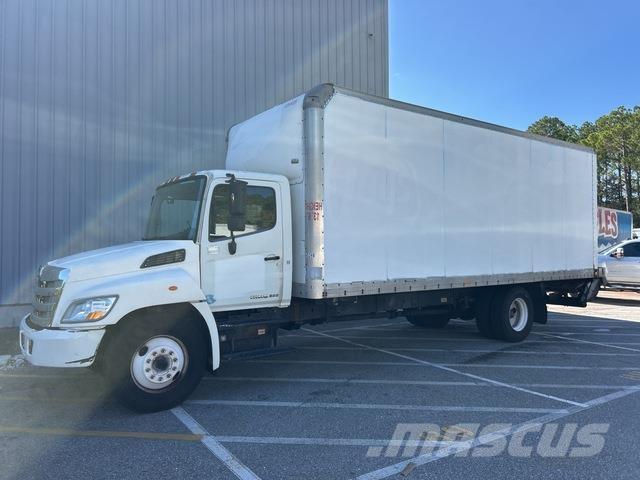 Hino 268 Kofferaufbau